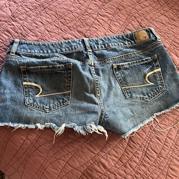 American Eagle Jean Shorts - Picture 3 of 5